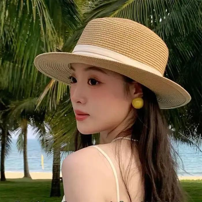 Chapeau de paille à bord plat de style français tendance pour femme