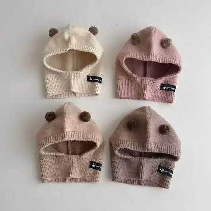 Bébé écharpe chapeau une pièce tricoté casquette chaud mignon Double boule de cheveux enfants oreille Protection casquettes coréen garçons filles enfant coupe-vent chapeaux
