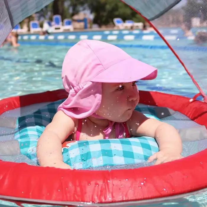 Chapeau de soleil pour bébé