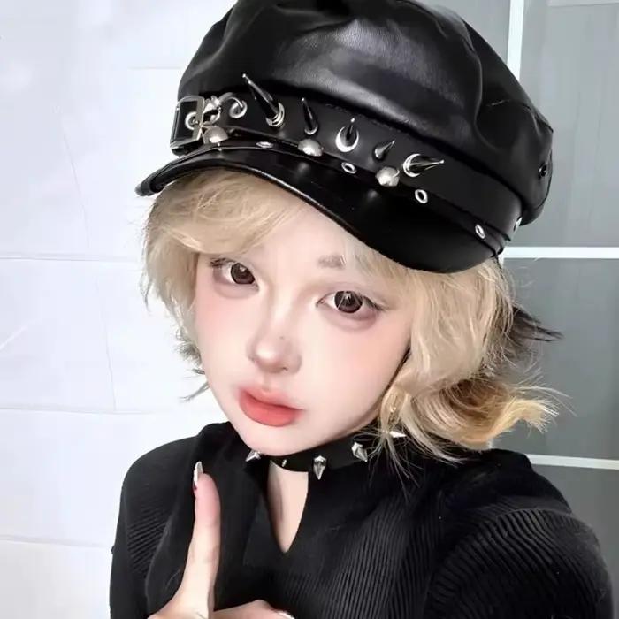 Casquette Punk à rivets en cuir PU