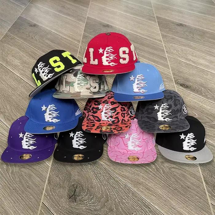 Casquette ajustée HS avec logo brodé