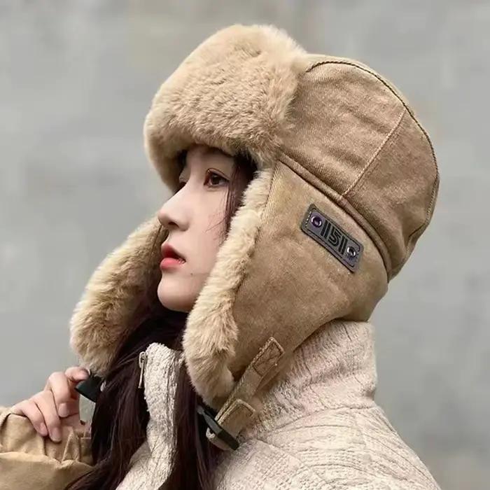Chapeau en fausse fourrure de Style russe