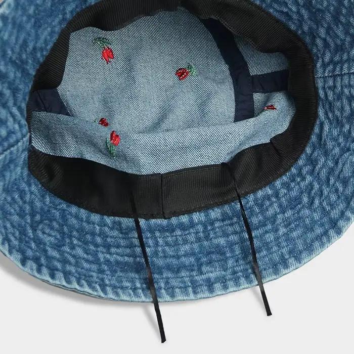 Chapeau coréen en forme de cœur brodé pour femmes