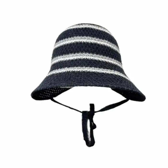 Chapeau Bob Coréen Coloré à Rayures