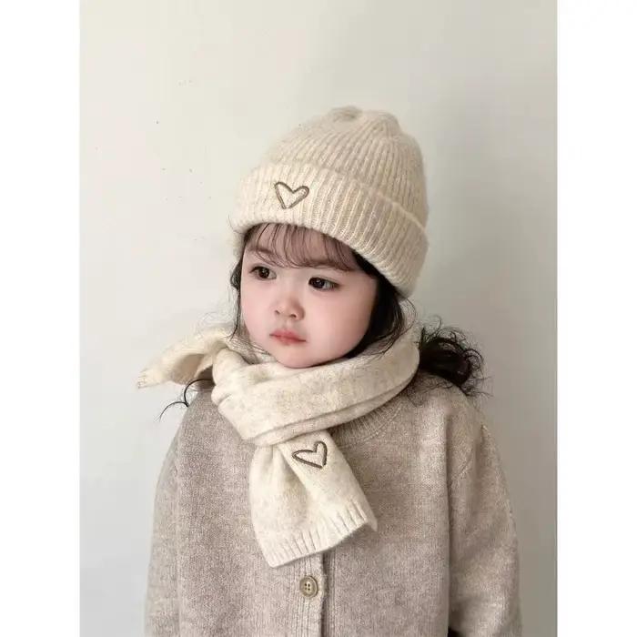 Chapeau d'amour pour enfants