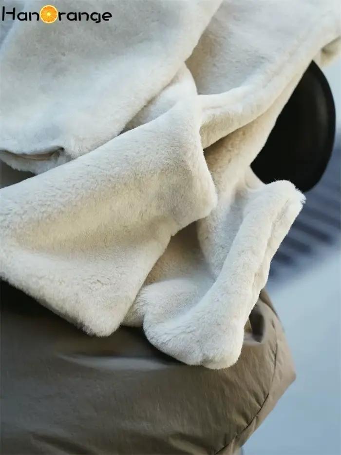 Nouvelle collection automne-hiver : Bonnet en peluche tendance pour femme