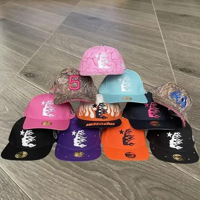 Casquette ajustée HS avec logo brodé en diamant