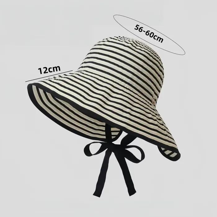 Chapeau de soleil à larges bords rayé noir et blanc pour l'été