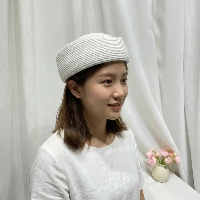 Chapeau Béret en Paille Élégant et Tendance