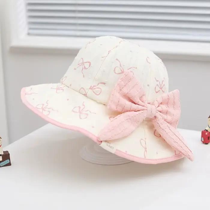 Joli chapeau de soleil pour enfants