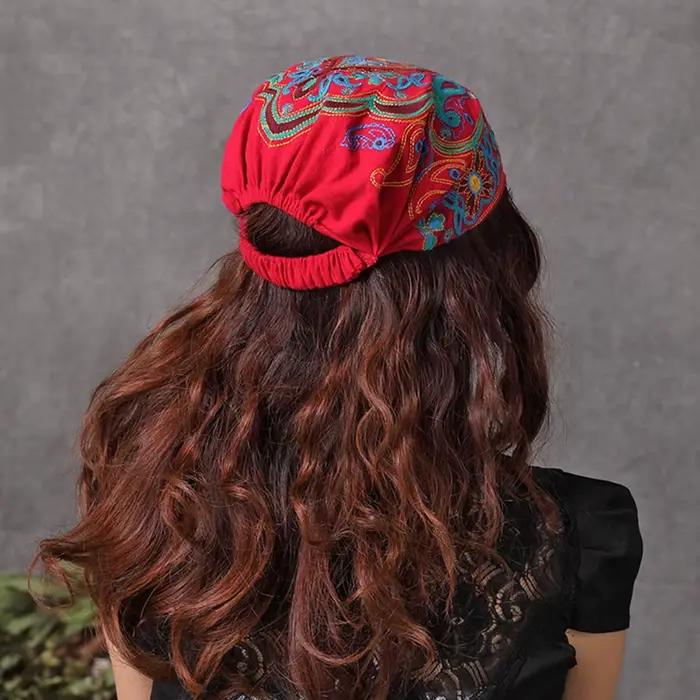 Chapeau brodé de fleurs pour femmes