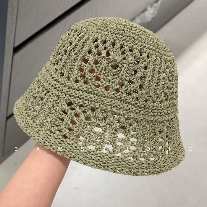 Chapeau tricoté pare-soleil de couleur unie