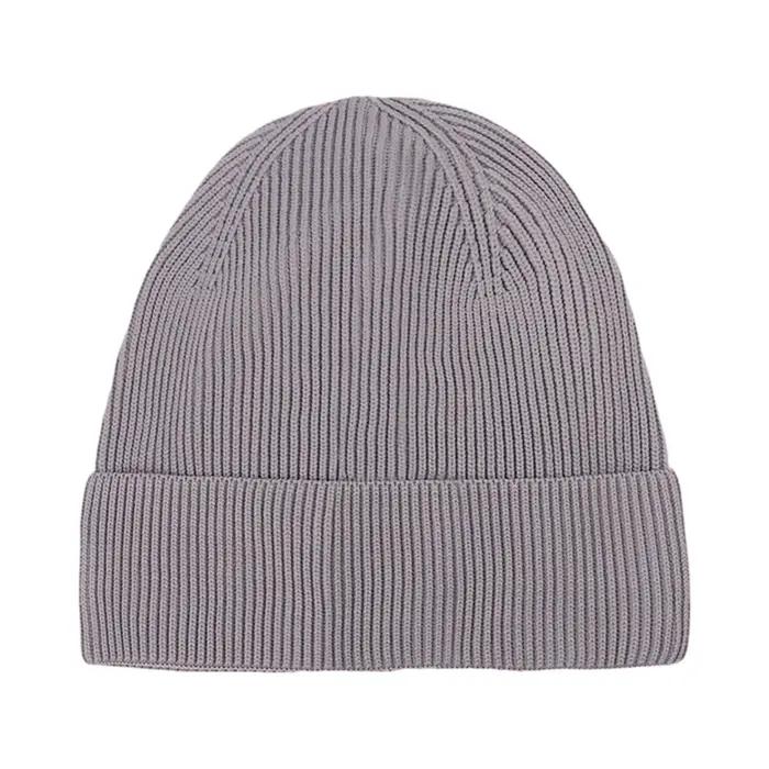 Chapeaux tricotés