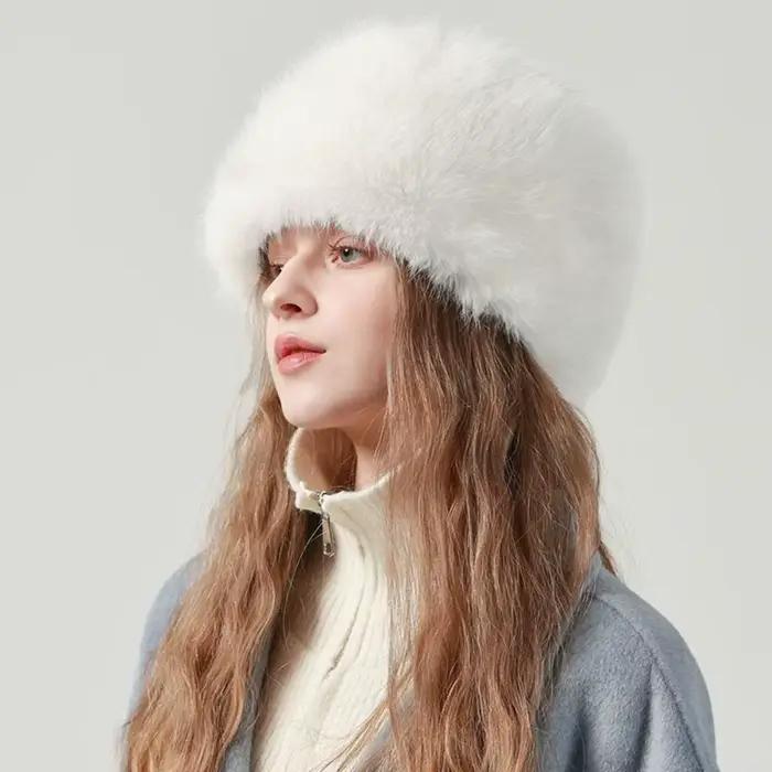 Chapeau en fausse fourrure artificielle