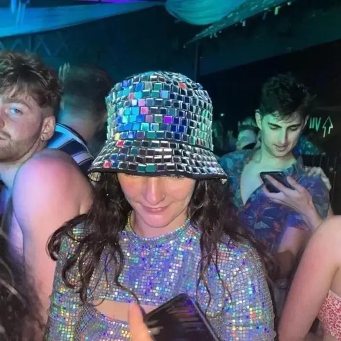 Casquette de fête classique pour Club Bar