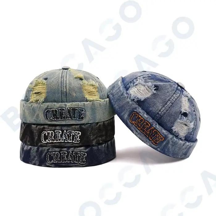 Casquette Docker en jean brodée avec visière