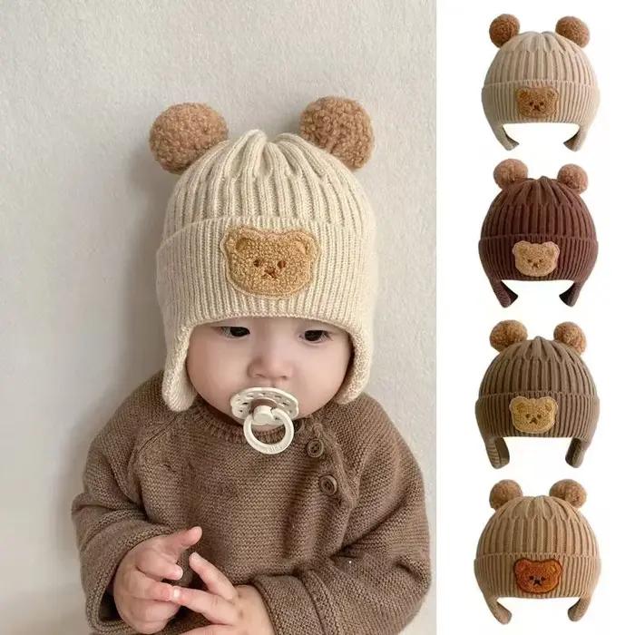 Chapeau en laine pour bébé