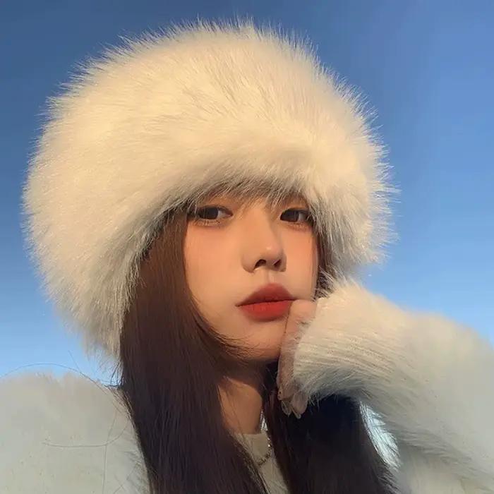 Chapeau d'hiver en fausse fourrure pour femme