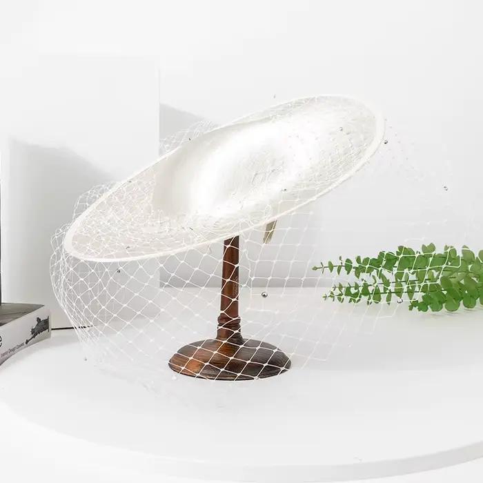 Chapeau Foral fait à la main pour femmes