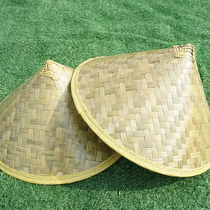 Chapeau de pêcheur chinois traditionnel