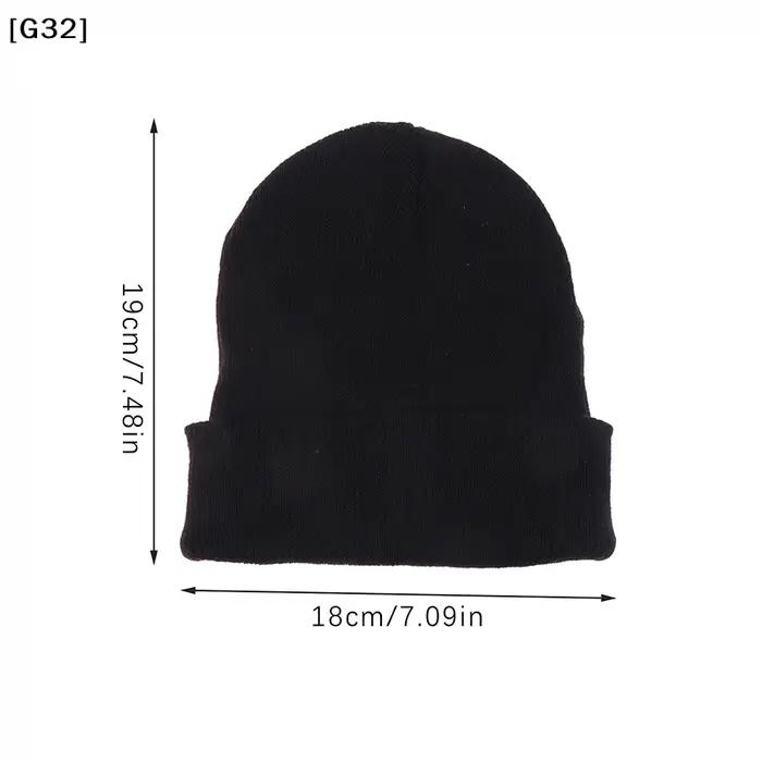 Bonnet en laine tricoté noir