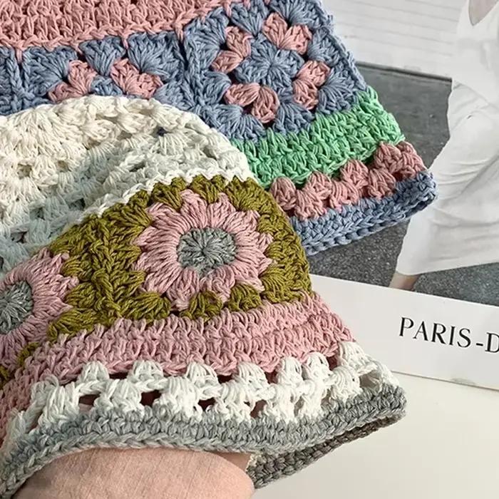 Chapeaux faits à la main au crochet pour femmes