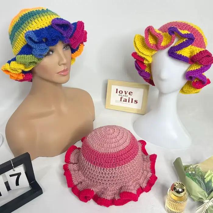 Chapeau seau conique au crochet fait à la main