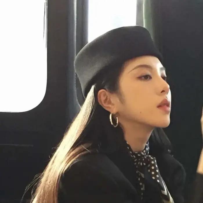 Chapeau de pilulier d'aspect Vintage