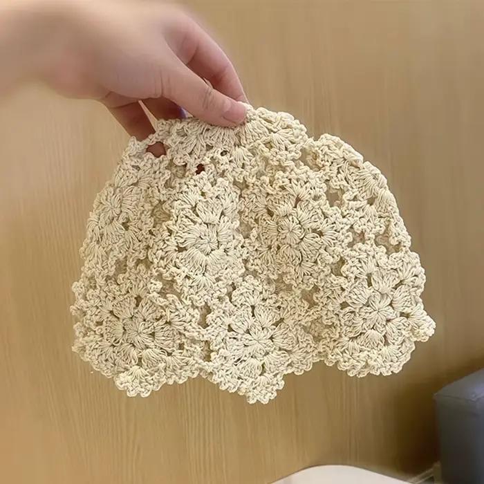 Chapeau tricoté ajouré respirant en dentelle