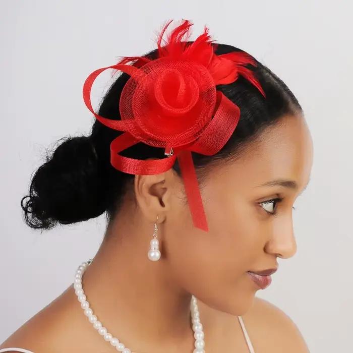 Chapeau bibi vintage à plumes pour femme