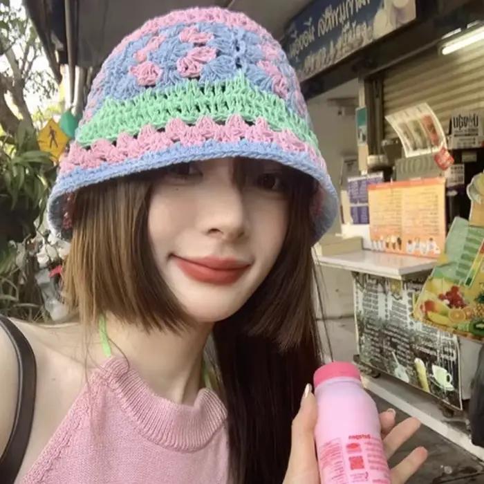 Chapeaux faits à la main au crochet pour femmes