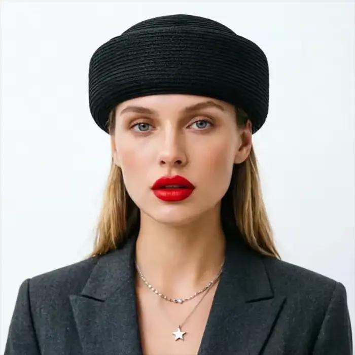 Chapeau de paille style pillbox