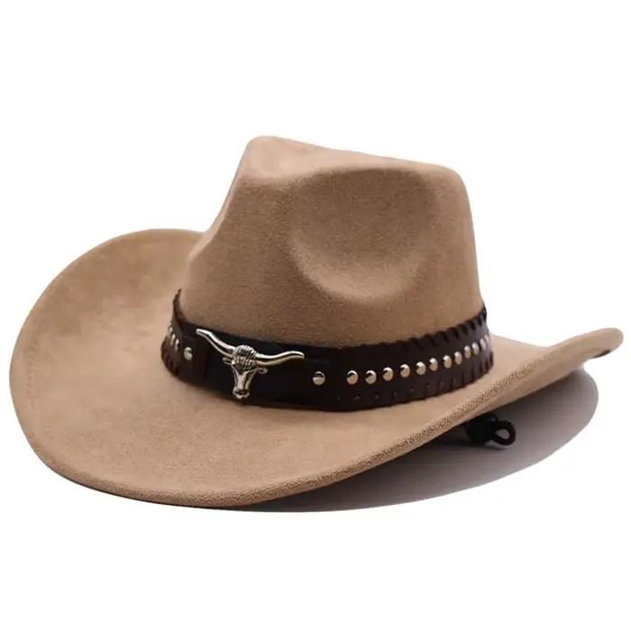 Chapeau de cowboy western avec rivets en forme de tête de taureau