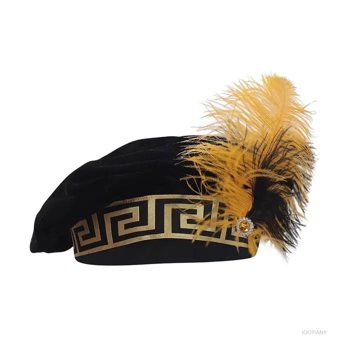 Chapeau Tudor médiéval avec plume