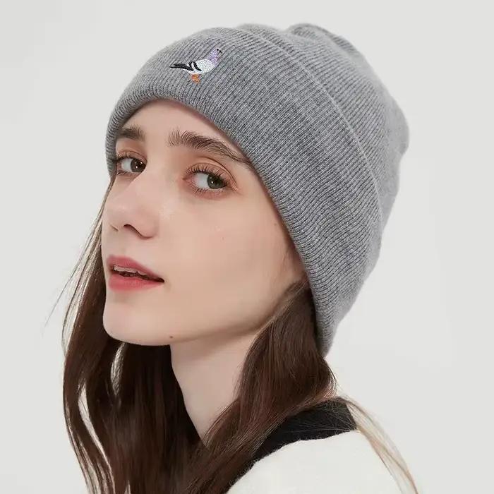 Chapeaux tricotés pour hommes et femmes pour l'automne et l'hiver