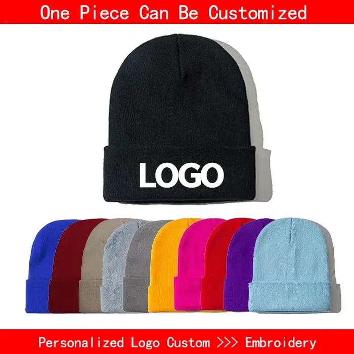 Chapeau tricoté au Design brodé personnalisé