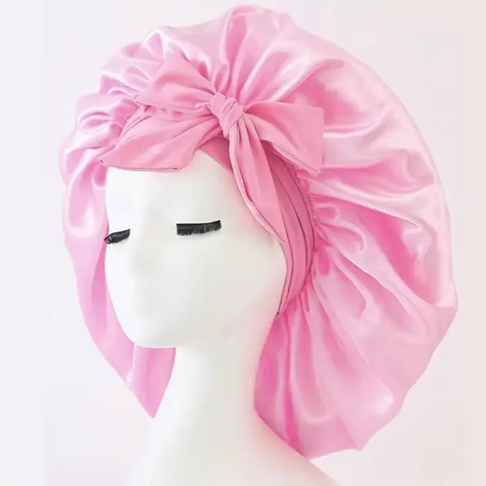 Bonnet en Satin en soie