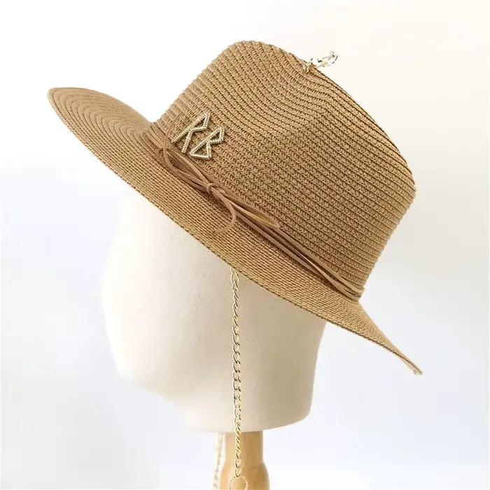 Chapeau de paille tendance avec lettres métalliques RB pour femmes et hommes