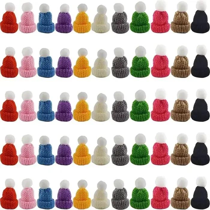 Mini chapeaux en tricot de Noël