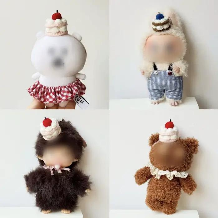 Chapeau de gâteau tricoté pour figurines de poupée