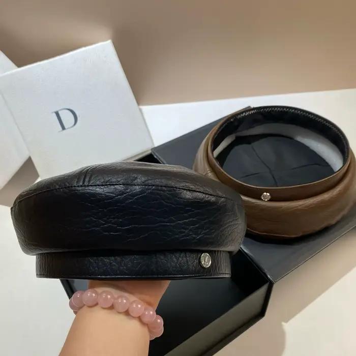 Casquettes de béret en cuir PU pour femmes