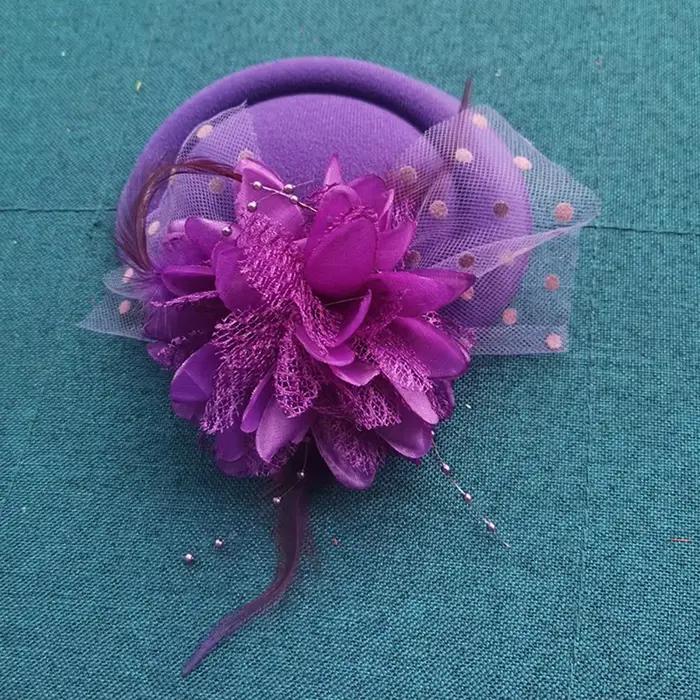 Fascinateur en fausse laine avec fleur