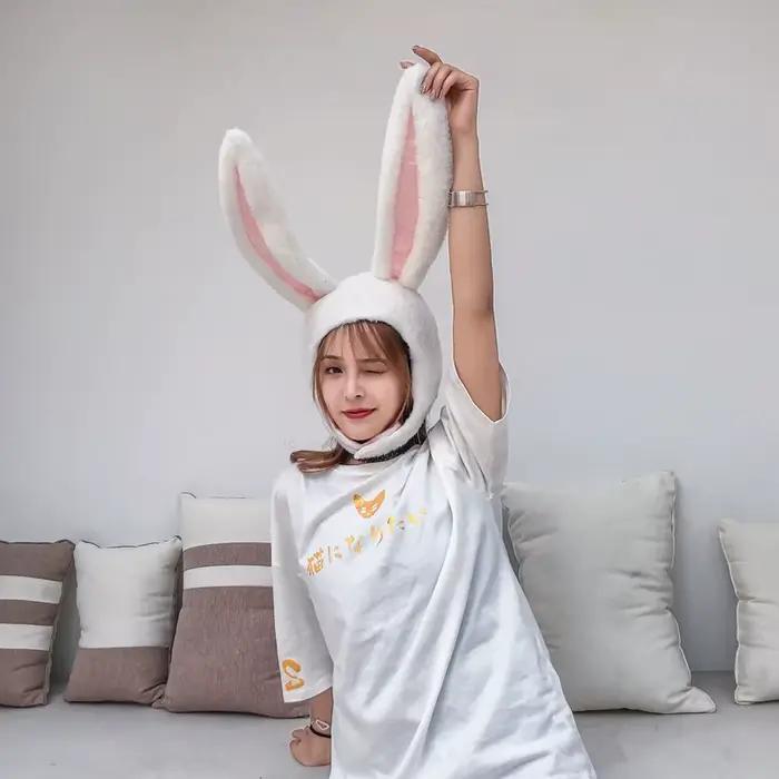 Chapeau oreilles de lapin en peluche