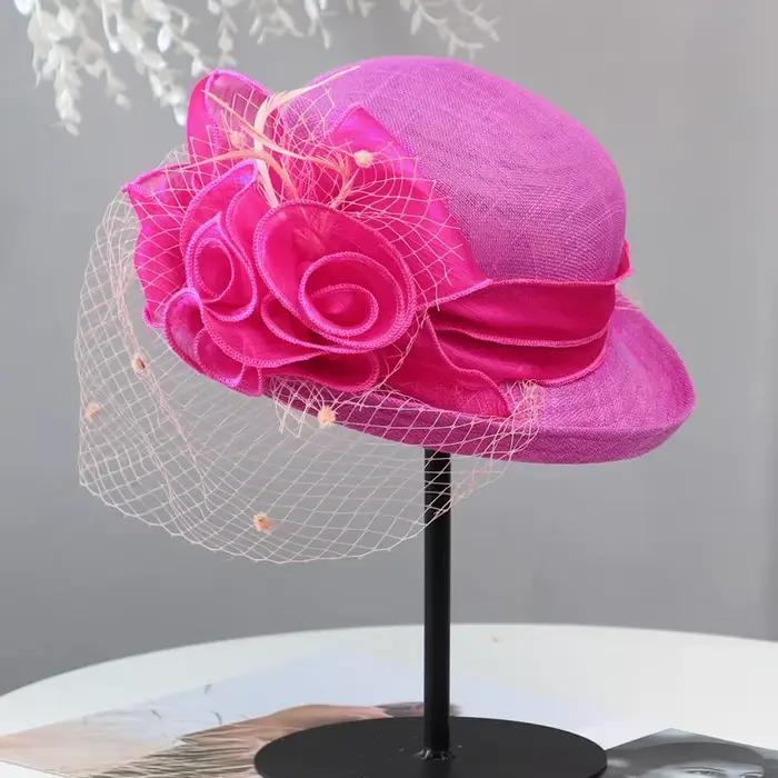 Chapeau Fascinateur en Fil de Lin Blanc Elegance pour Femmes Occasions Speciales Mariage Printemps Eté
