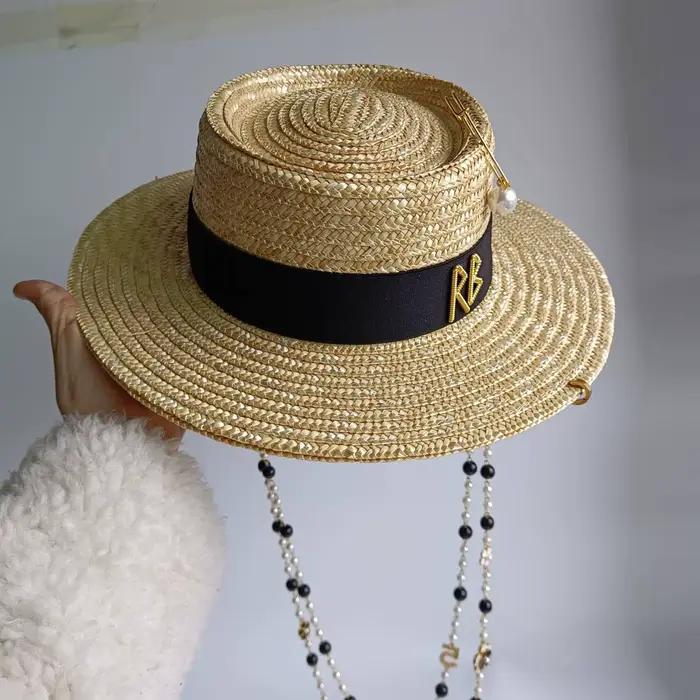 Chapeau de paille d'été à chaîne
