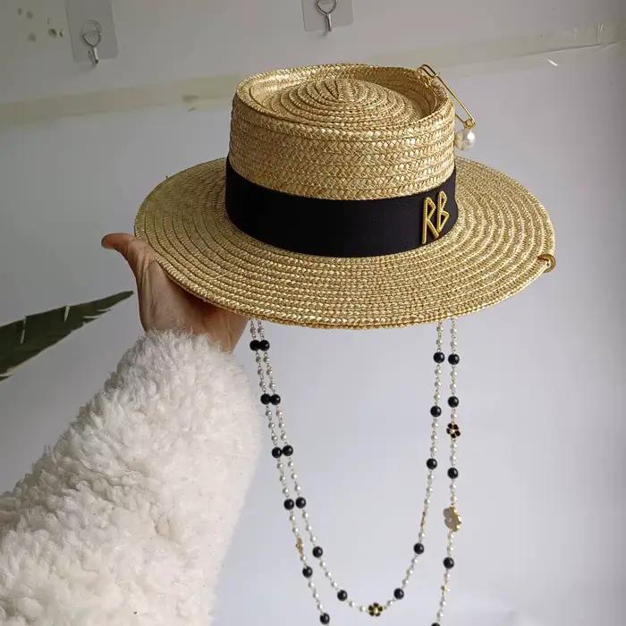Chapeau de paille d'été à chaîne
