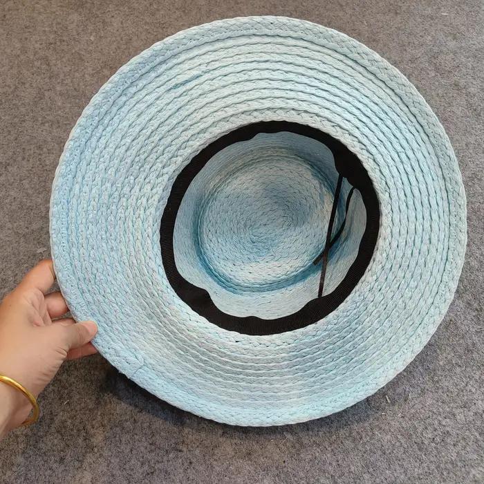 Chapeau de plage tissé à la main
