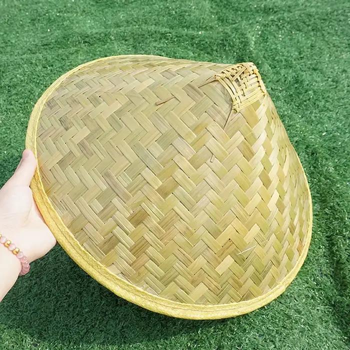 Chapeau de pêcheur chinois traditionnel