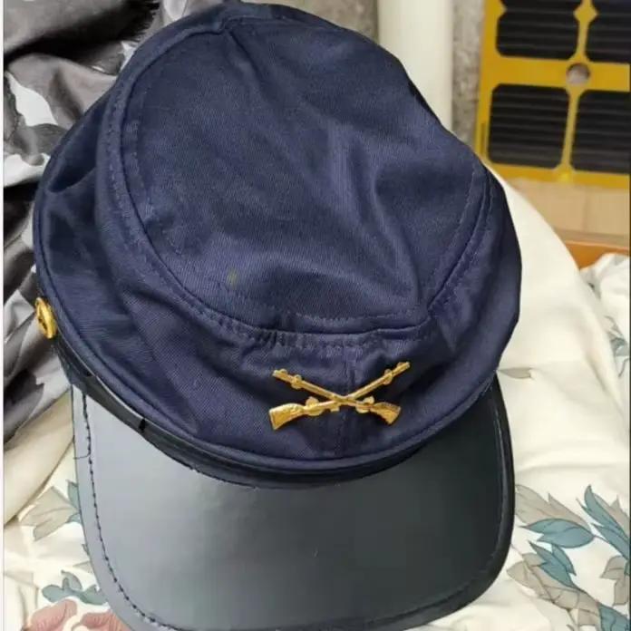 Chapeau de performance militaire de fête