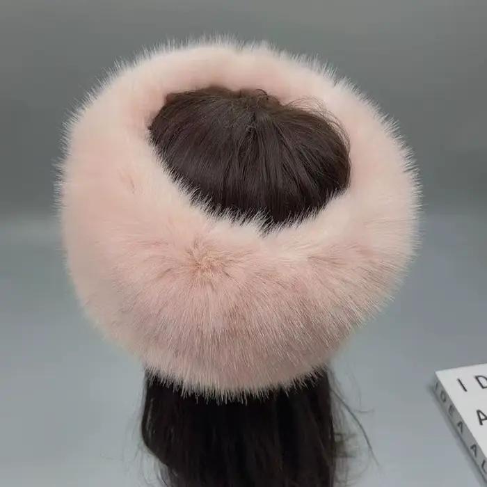 Chapeau en fourrure moelleuse pour femme